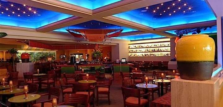 Casino Del Sol Isla Verde Lounge