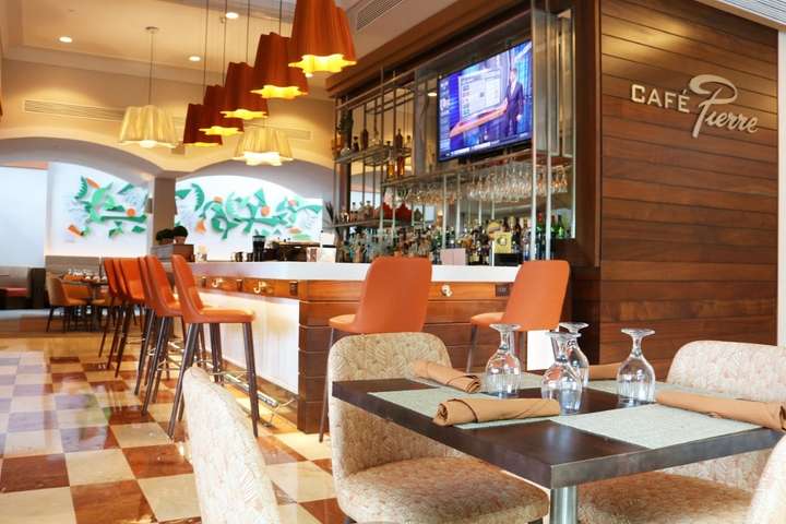 Cafe Pierre at Doubletree by Hilton San Juan